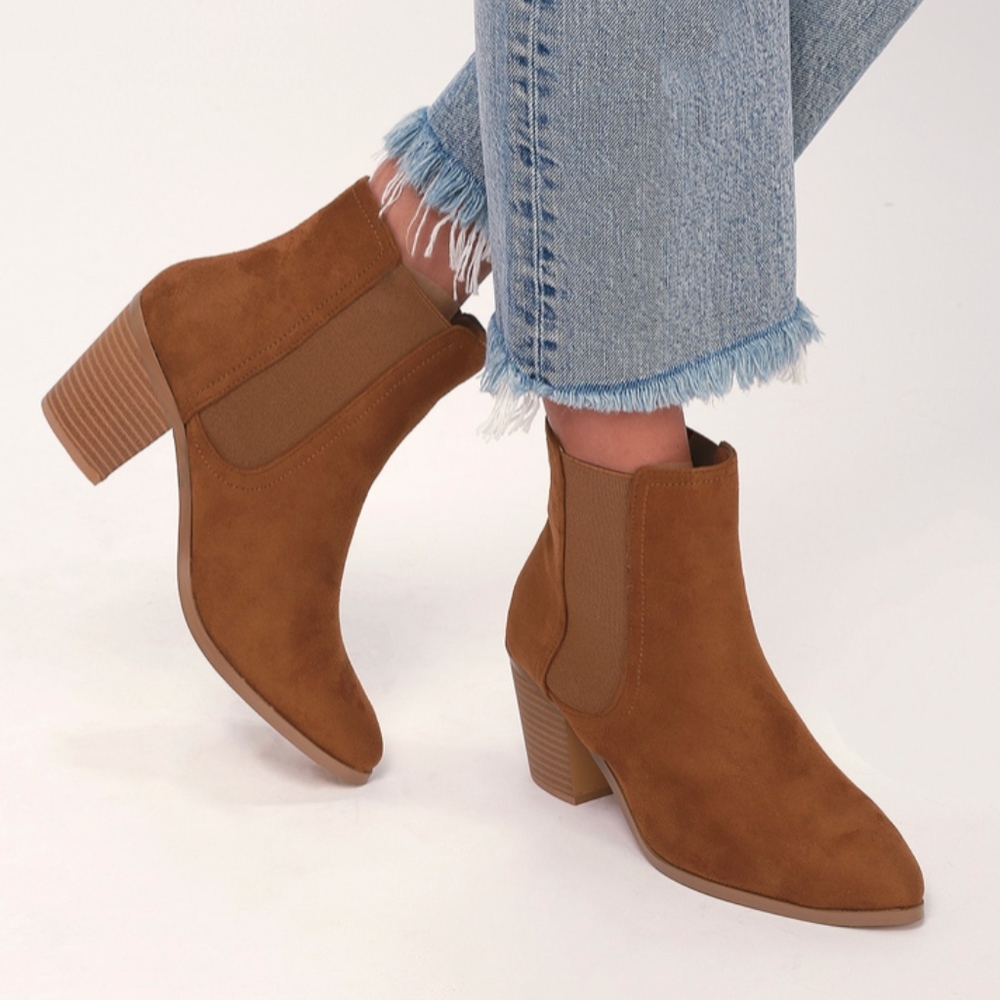 TEDDY TAN SUEDE ANKLE BOOTIES